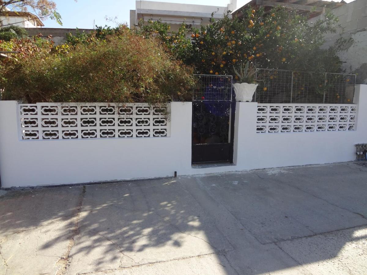 KhóniasCozy Citrus Garden House By The Seaside.别墅 外观 照片